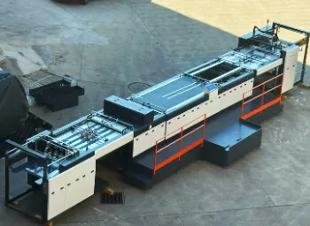 Automaattinen mustesuihkukoodauskone
