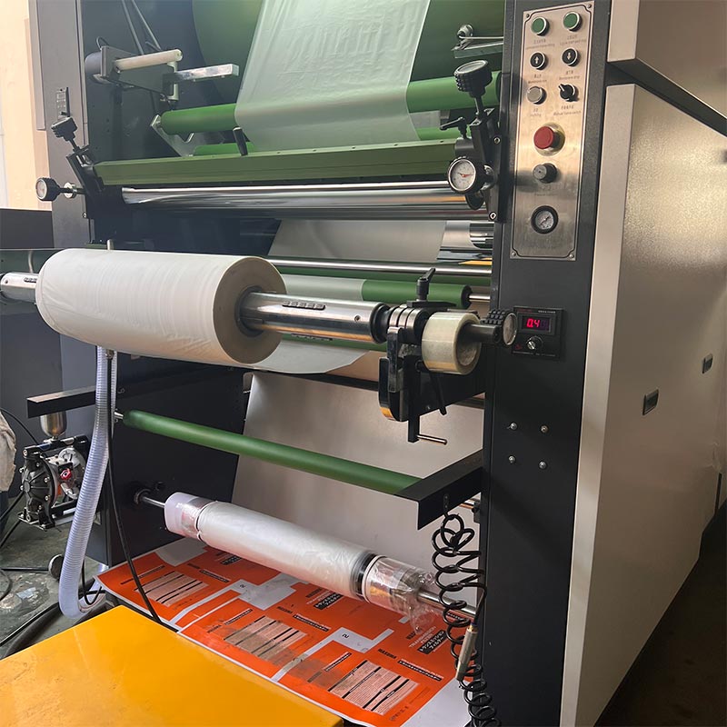 FHS-1050/1300 kylmä- ja kuumalaminointikone